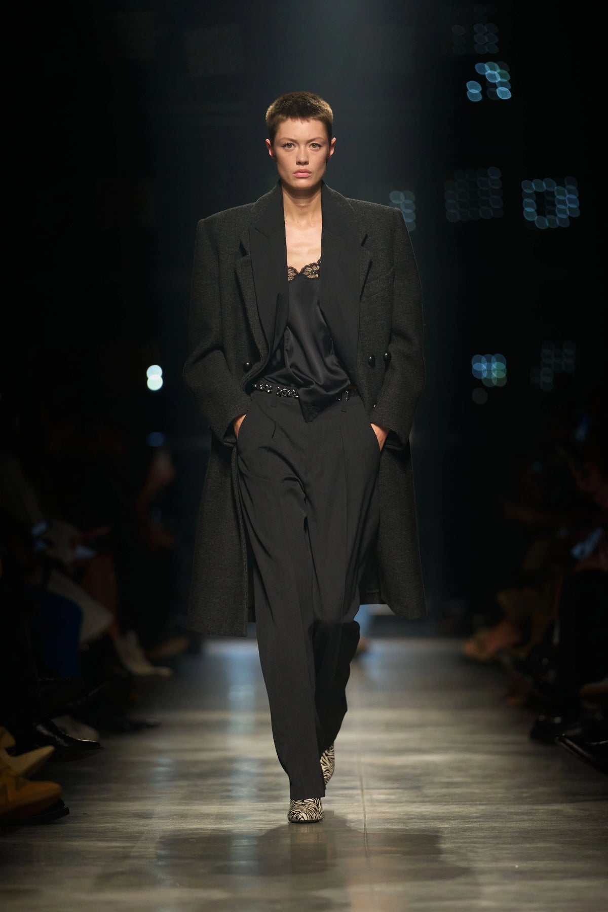 Look 39 [W26]